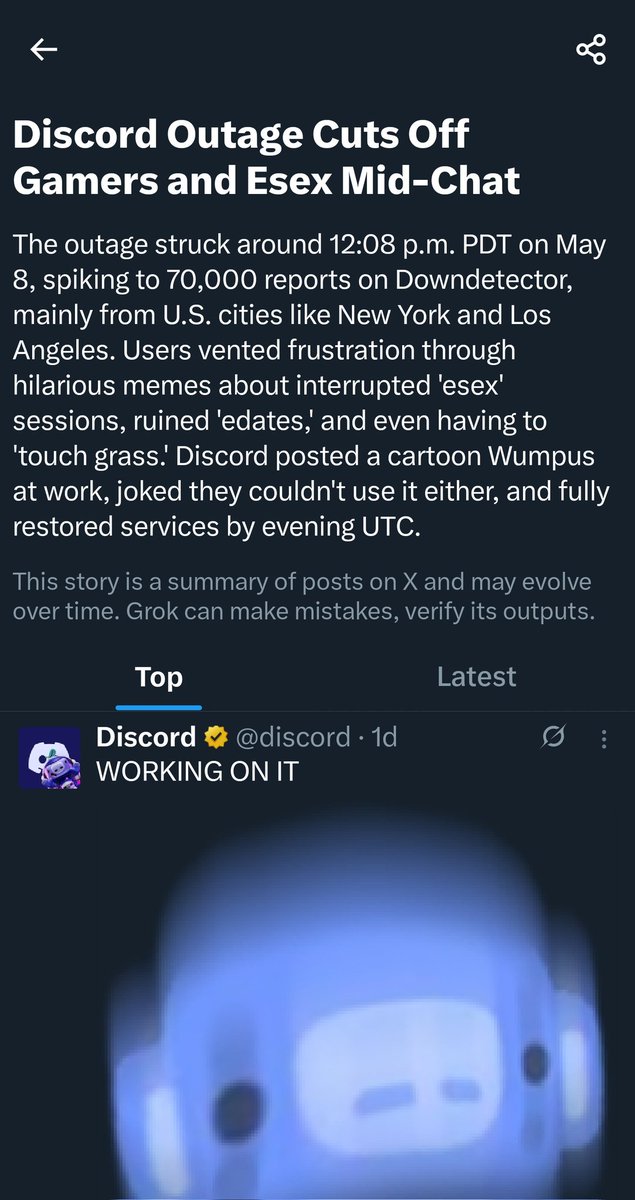 TBlaney08's tweet photo. We have to be living in a simulation. I refuse to believe this is real life https://t.co/7dl8hDbDwk