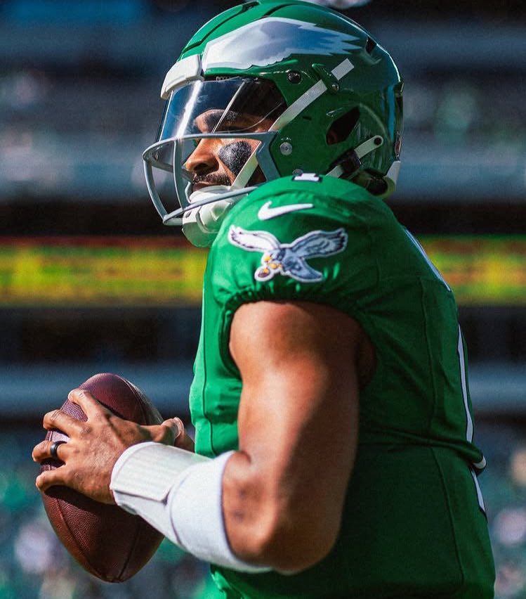 Quay L.Jones🦅 #FlyEaglesFly SBLIX CHAMPIONS!! tweet media
