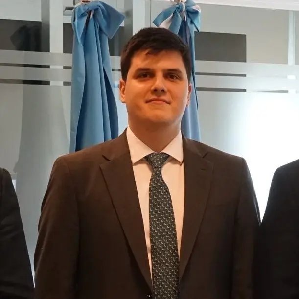 Federico Ramos Napoli. 
Con esa cara de gordito virgo, se llevó 80 mill. retiro voluntario de Casa de la Moneda (cerrada por MILEI) y le dieron 198 mill. de préstamo del BNA. 
Cobra 8 mill. por mes de Dioxitek (empresa ESTATAL) y 7 millones de la secretaría de asuntos nucleares.