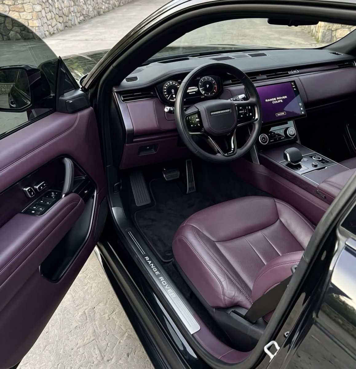 Range Rover Sport Coupé 2018
93 000km – 14 500€