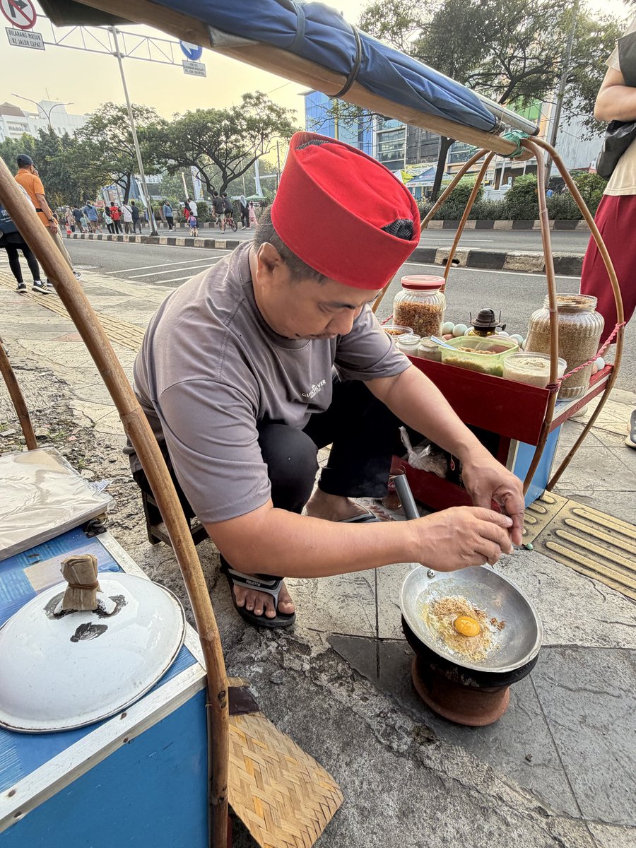 Depok Banget tweet media