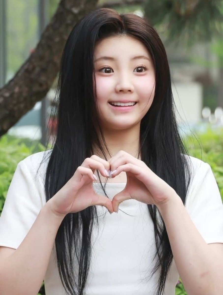 yoongina tweet media