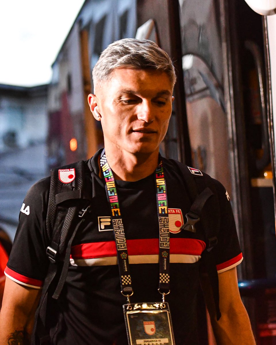 SantaFe's tweet photo. ¡Hola 🦁👋🏻 Pascual Guerrero 🏟️!

#VamosSantaFe https://t.co/YZPdt9iFGh