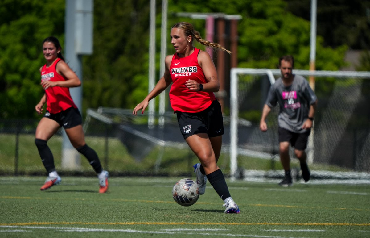 WOU_Wolves's tweet photo. Great to see familiar faces at the @WOUWSoccer  alumni game Saturday in Monmouth. #WeAreWolves https://t.co/5HJUQI1Geo