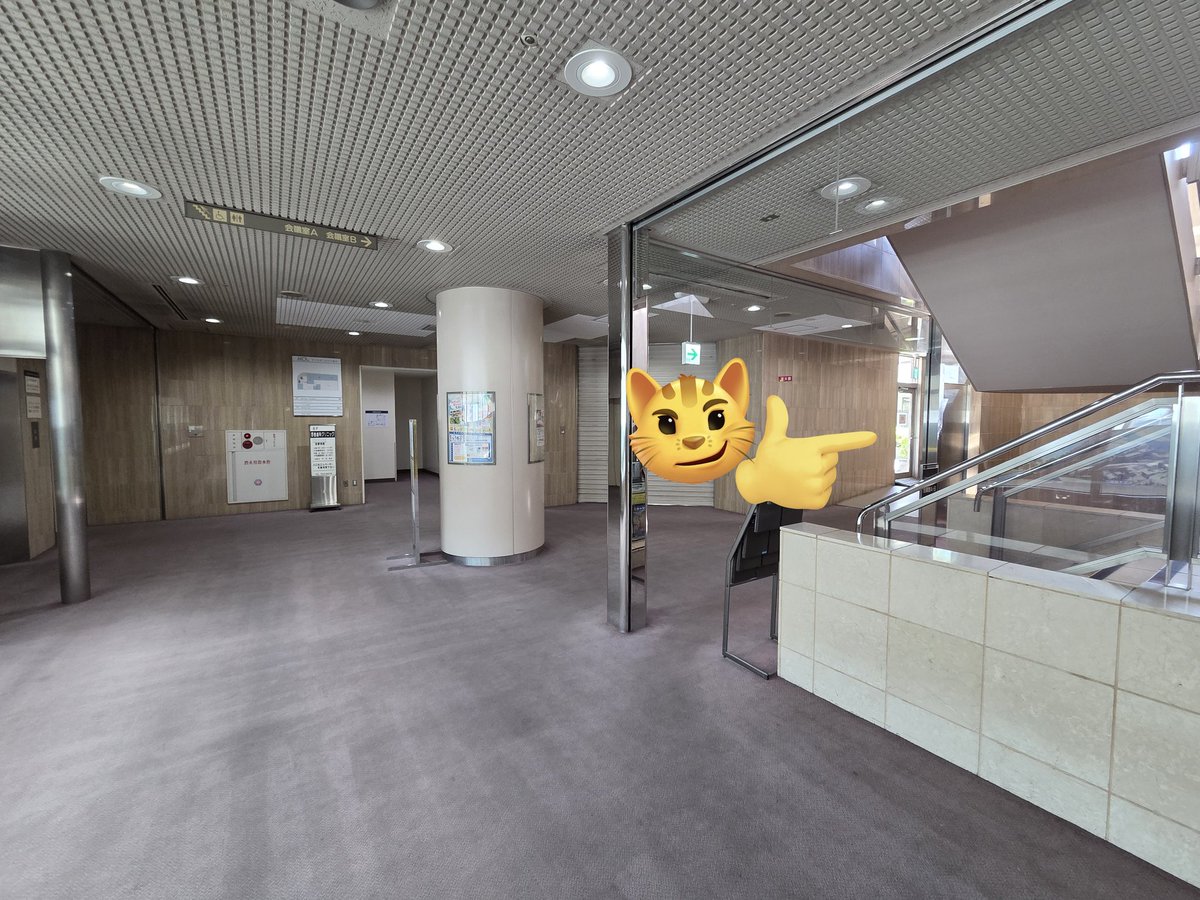 dark_tsukitsuki's tweet photo. 【おしらせ】
おはようございます！
オフ会当日になりました！
草加駅から会場までのルートの案内をします！
1、草加駅東口出口を出ます！
2,でてすぐ右手にアコスがありますのでそちらの6階になります
3、外に出る扉から１回外に出てもらってすぐの扉が会場になります！ https://t.co/cZEl215DES