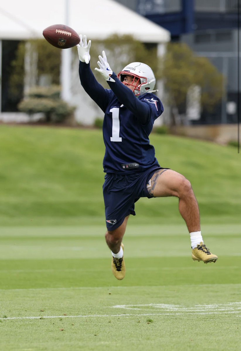 WarriorAccess's tweet photo. Former #HawaiiFB safety Peter Manuma is wearing number 1 at the New England Patriots Rookie Mini Camp. 
📸: @Patriots https://t.co/HlRqOf8Z5r