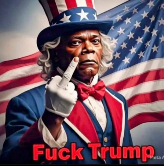 Samuel Jackson says "Fuck Trump!"🖕