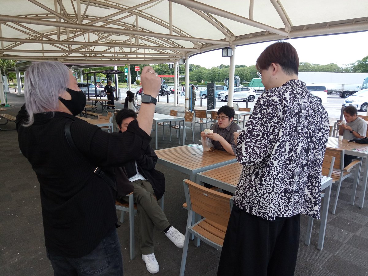 jun tweet media