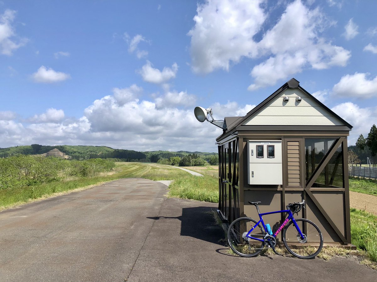yojunjun's tweet photo. 今週末は日曜日しか休みが無いけど朝からロードバイクに乗ってます🚴‍♂️疲れてるけど体力作りしなくては💪 https://t.co/1YIphFoKIM