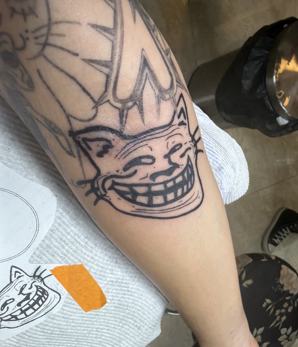 lavasesos's tweet photo. problem? #sickink https://t.co/ac0xMc3lSq