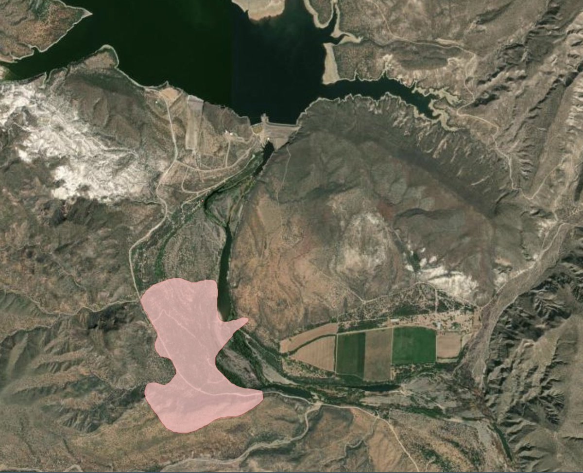 smarterAZ's tweet photo. Horseshoe Fire destroying one of my fav camping spots close to the valley: Mesquite Recreation Area near horseshoe dam. Currently 233 acres burned and 30% contained. https://t.co/5wU4avkCZL #HorseshoeFire https://t.co/q41KF3VKOJ