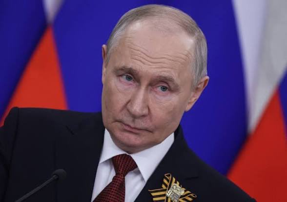 TheBlocktoApp's tweet photo. JUST IN 🇷🇺: Russian President Vladimir Putin has suggested that the war between Russia and Ukraine could be moving toward a conclusion, signaling possible diplomatic discussions while maintaining Moscow’s long-standing position on the conflict. https://t.co/NEKaGs0WuK