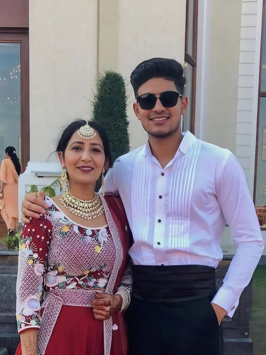 ICHOfficial's tweet photo. To the real Heroes of our 𝐇𝐞𝐫𝐨𝐞𝐬! 🤗
Happy Mother's Day ❤️ 

#Heroes #MothersDay https://t.co/dGQJU27lBl