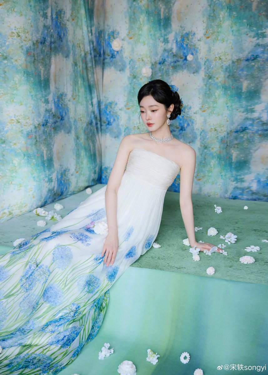 Song Yi updates🌸 tweet media