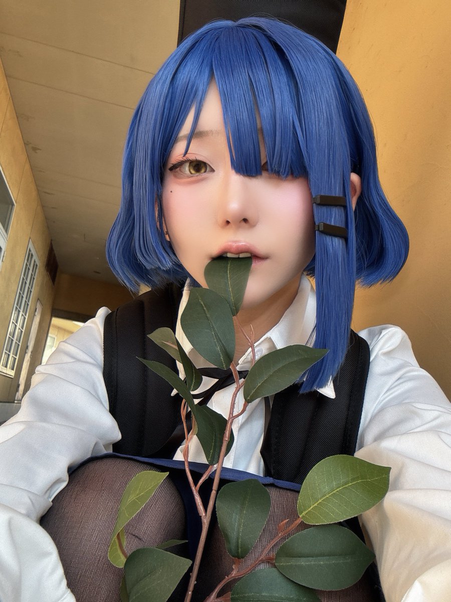 凸守スズ tweet media
