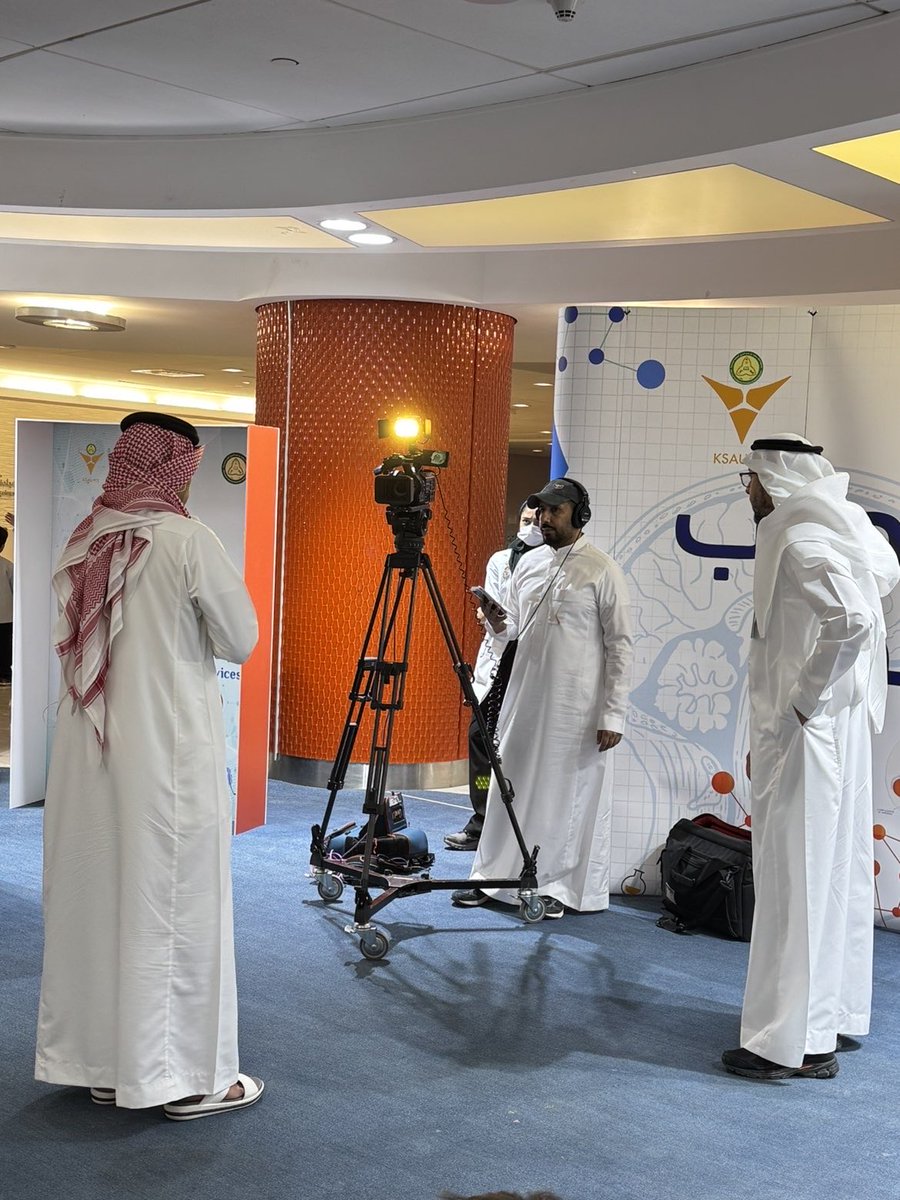 RNRevad's tweet photo. Honored to participate in a three-day MS awareness campaign and lead one of the sites across four hospitals.

Proud to contribute alongside an incredible team, with Sabah AlSaudiya raising awareness.

Special thanks to Dr. Yasser Almalik for his support throughout the campaign. https://t.co/32LLtZUKZt