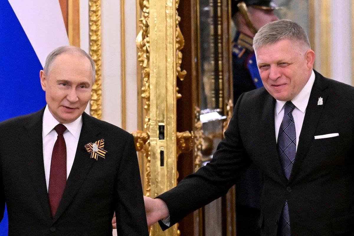 OboLords's tweet photo. 🇷🇺🇸🇰We will do everything to satisfy ‌Slovakia's ⁠needs in energy resources

— Putin during a bilateral meeting with Fico during Victory Day https://t.co/HH3B0IzXzm