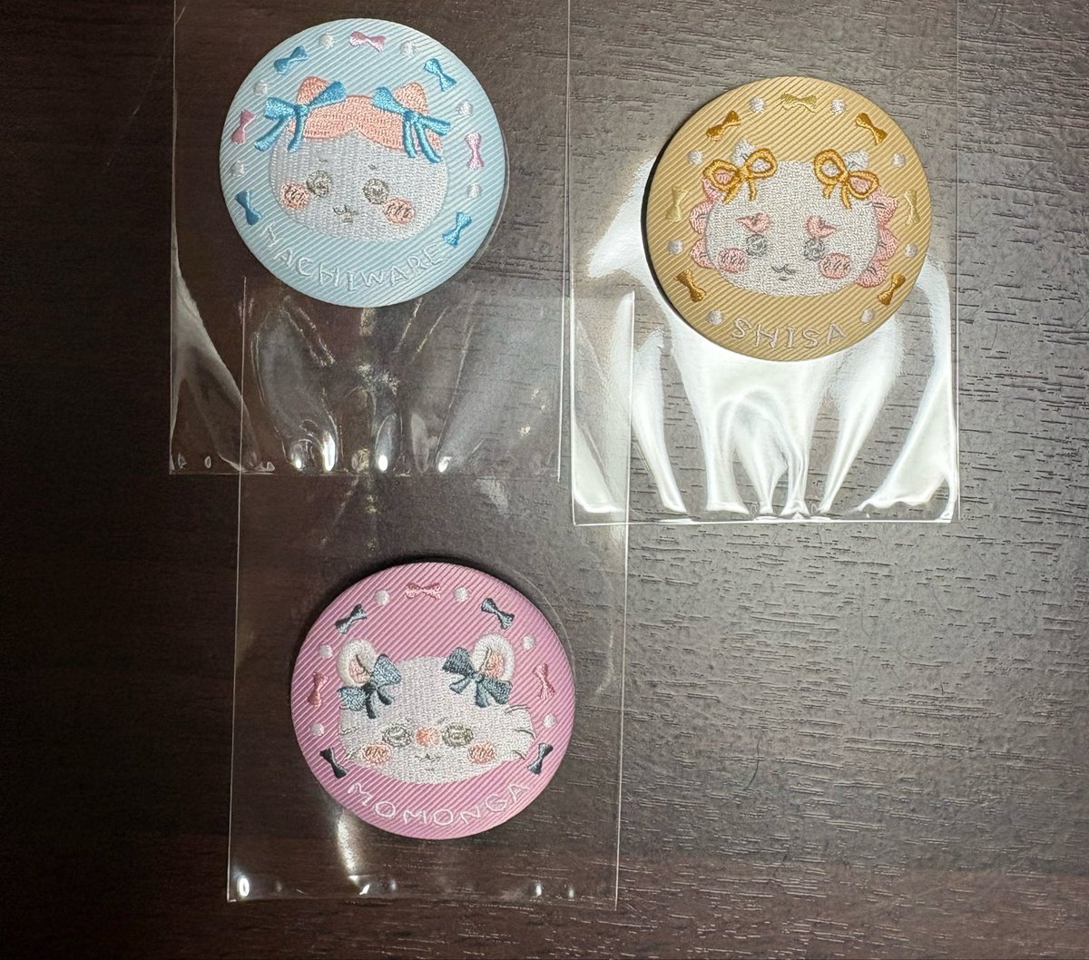 こマナ tweet media