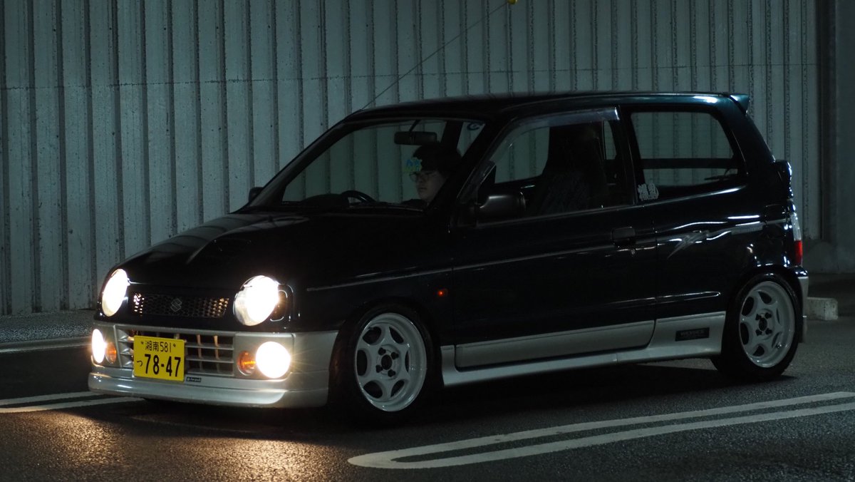 shota_046's tweet photo. 仕様変更しました

エアロは前後ライブスポーツ
ホイールは前の車と同じ𝑨𝑫𝑽𝑨𝑵 𝑨𝑹𝑺
とりあえずしばらくはこの見た目で乗ります👌
#軽四娯楽 #ARSはいいぞ https://t.co/FxIGUbJFzG