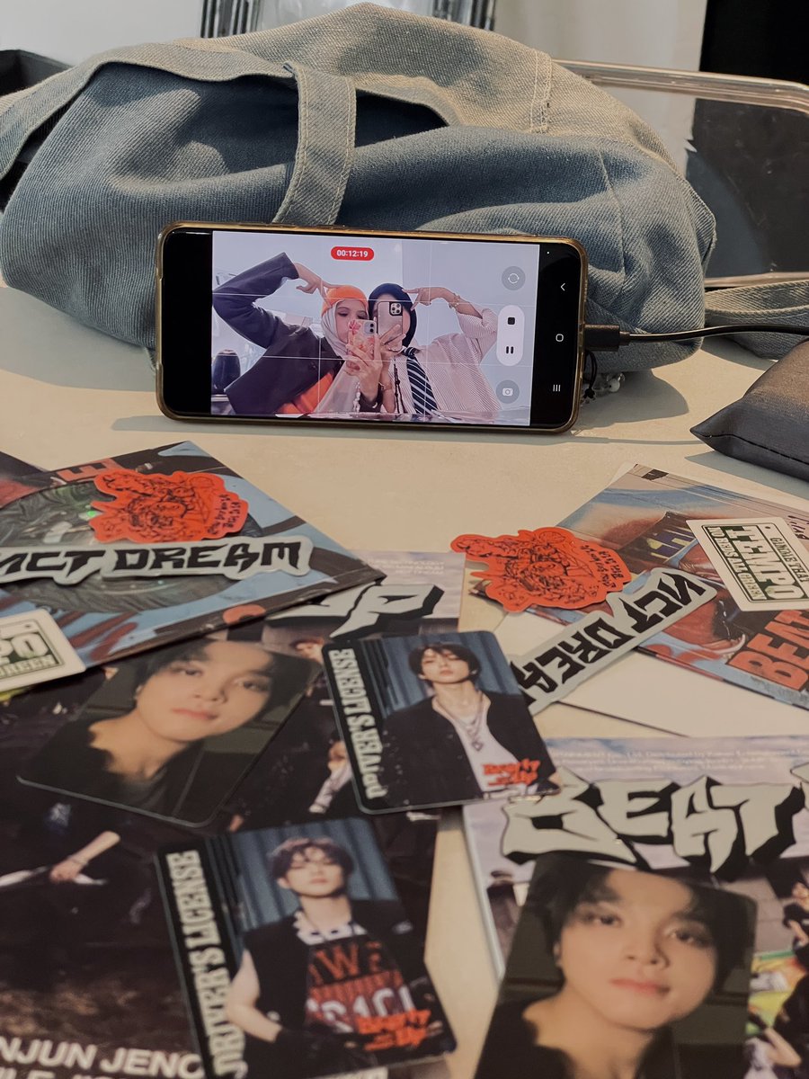 qsbrh's tweet photo. nct dream last album as 7 members 🥊 https://t.co/dOB2jkc31w