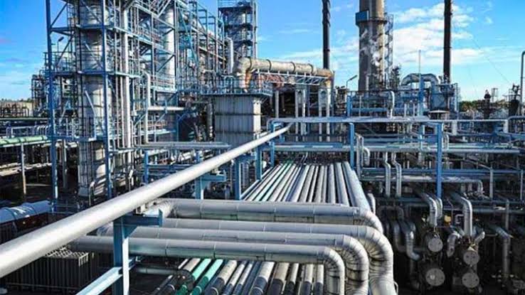 Refineries, Reforms, and the Cost of Repeating Failure| By Lanre Ogundipe

newsense.ng/refineries-ref…