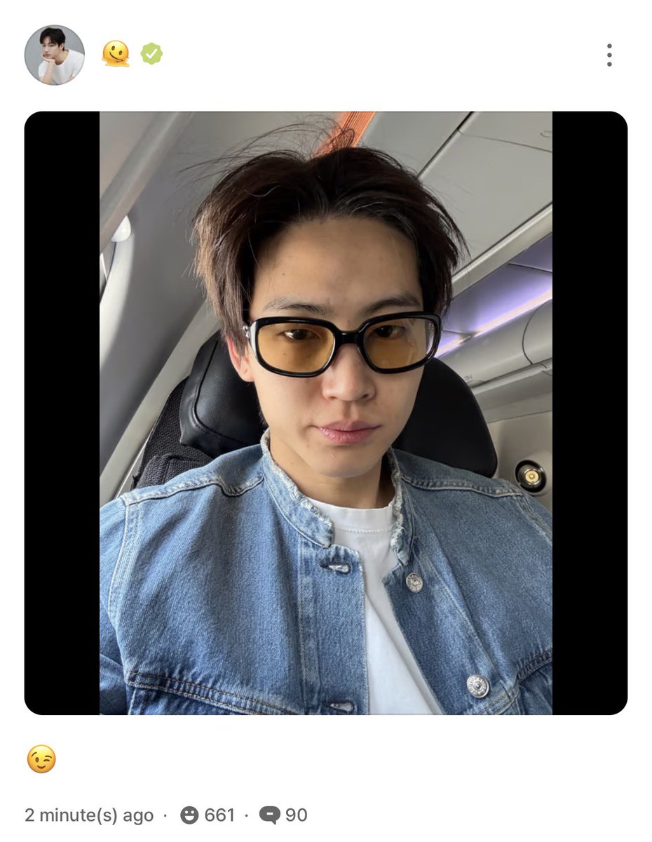 ArabDefSoul's tweet photo. 260510- 「b.stage」 

تحديث جاي بي عبر منصة b.stage 

"😉"

-🦁 https://t.co/wNIOyQrCUg