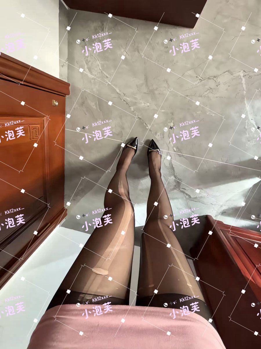 Ovo1233210's tweet photo. 原味有优惠 🈵300包邮咯
#原味 #丝袜 #内裤 #公狗 #恋足 #玉足 #旧袜 https://t.co/3Z8EsbIHVW