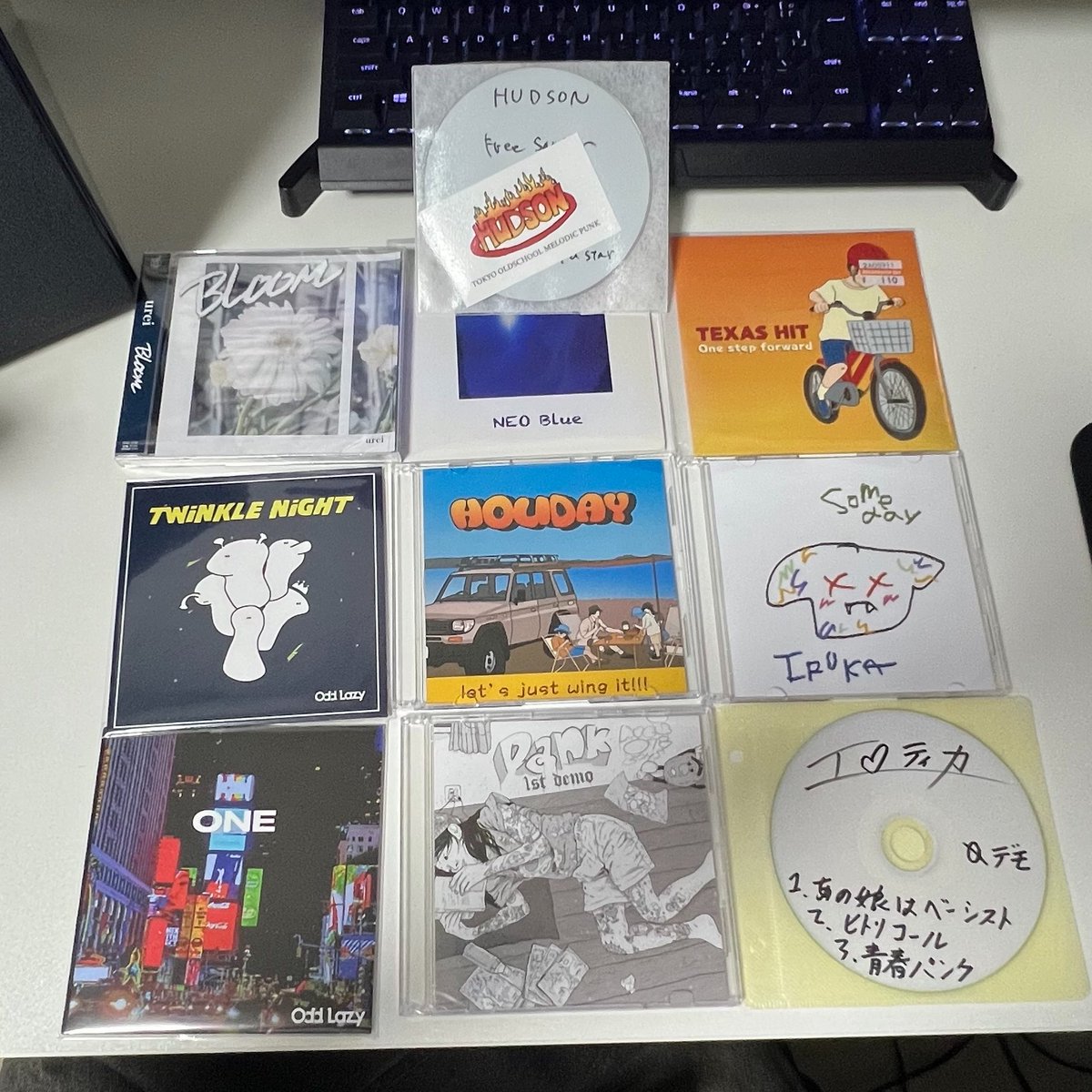 そら tweet media