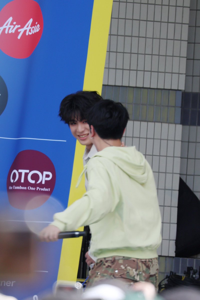 คุณสะหมัด tweet media