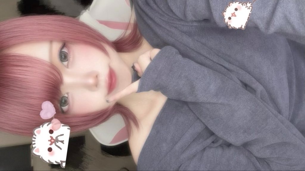 ゆえ tweet media