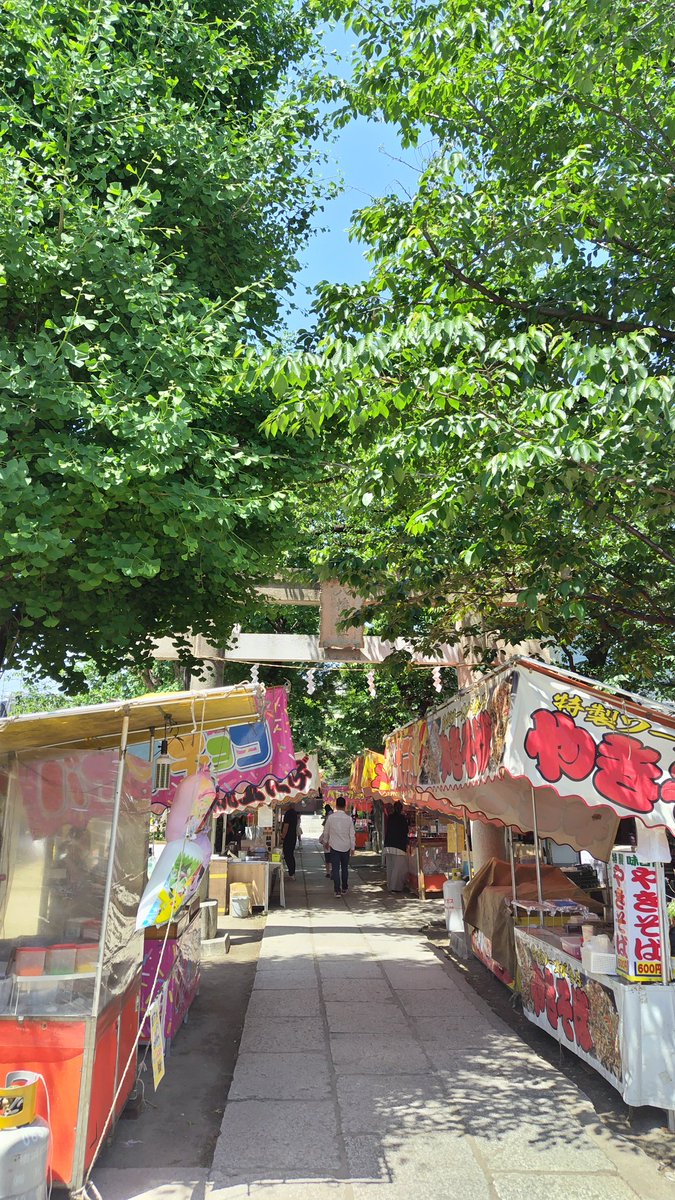 春の例大祭！チョコバナナに焼きそばにたこ焼き綿菓子りんご飴ラムネ