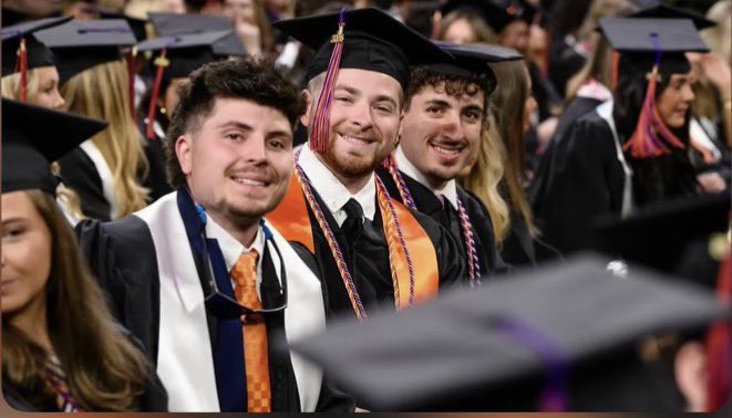 barnzy320's tweet photo. So proud of @GusBarnes3 for chasing the dreams! Appreciate the ride along son. @ClemsonUniv @ClemsonAlumni @cucentralspirit @ClemsonTigers https://t.co/SDO6Z18fjd