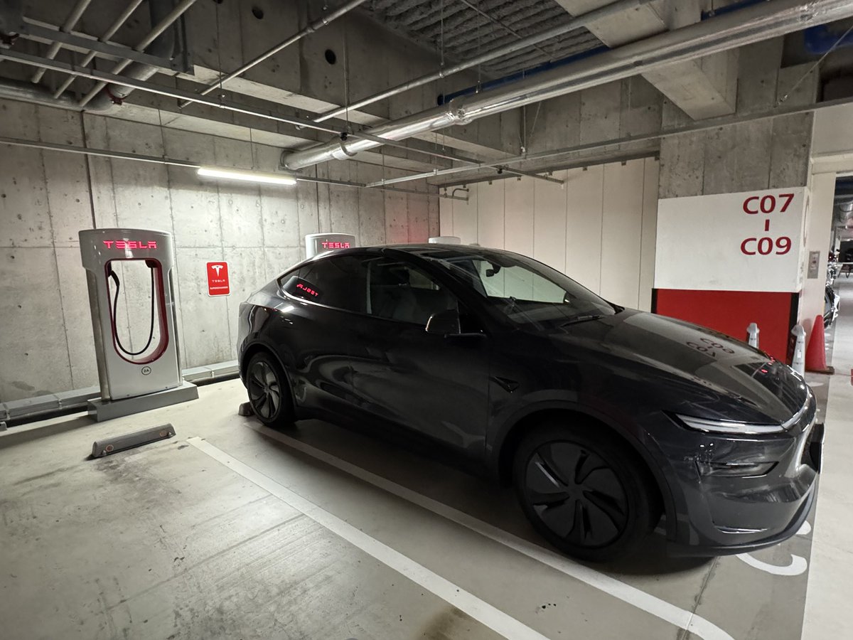 テスキャン | ModelY Juniper tweet media