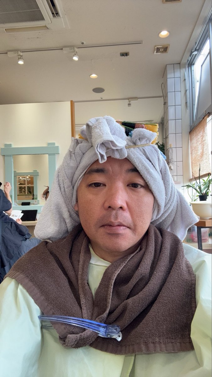 ElfZwb's tweet photo. 今日は母の日だから、夕飯の注文完了❗️

うれしがるかなー？笑

馬鹿みたいな顔してるけど親を大切にしてます！笑

#母の日 https://t.co/Y8CsU01dwL