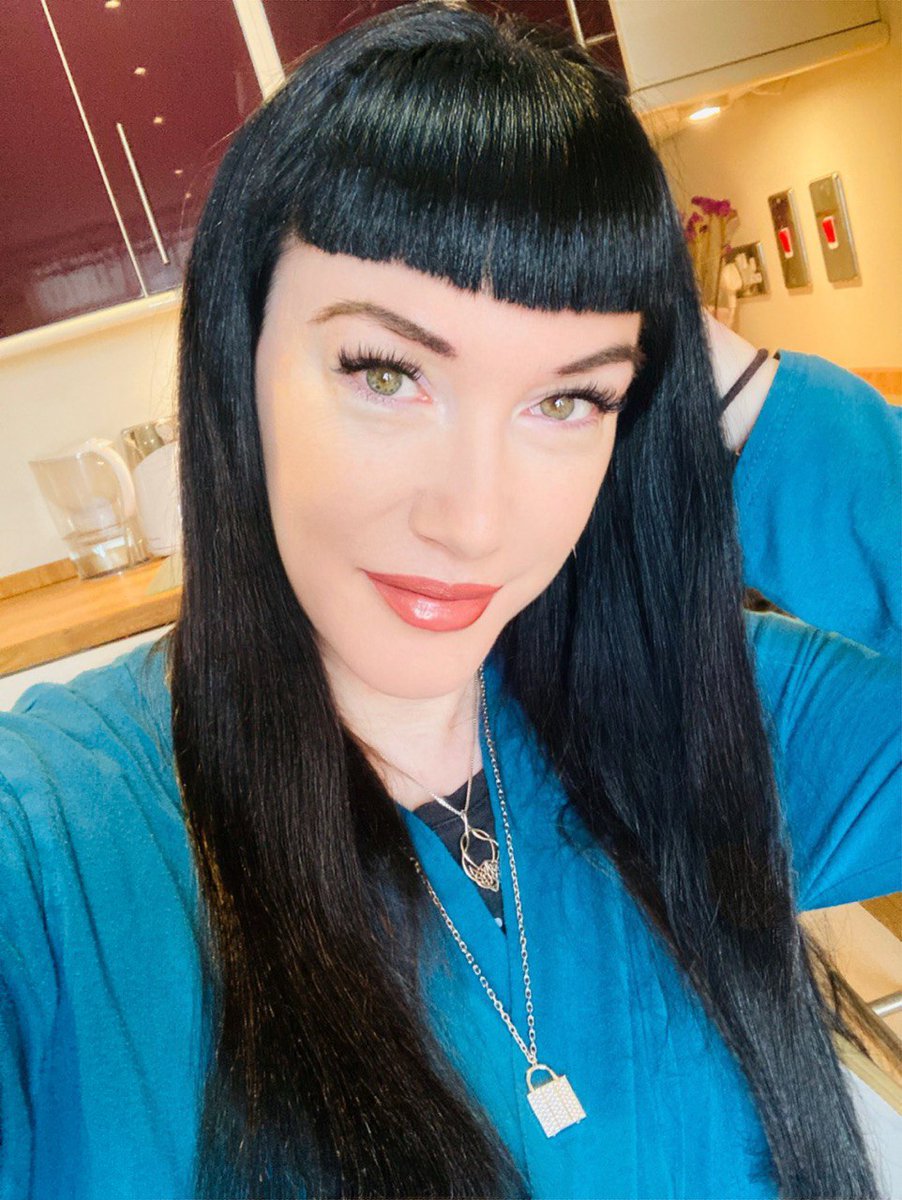 Goddess Cleo - London, UK tweet media