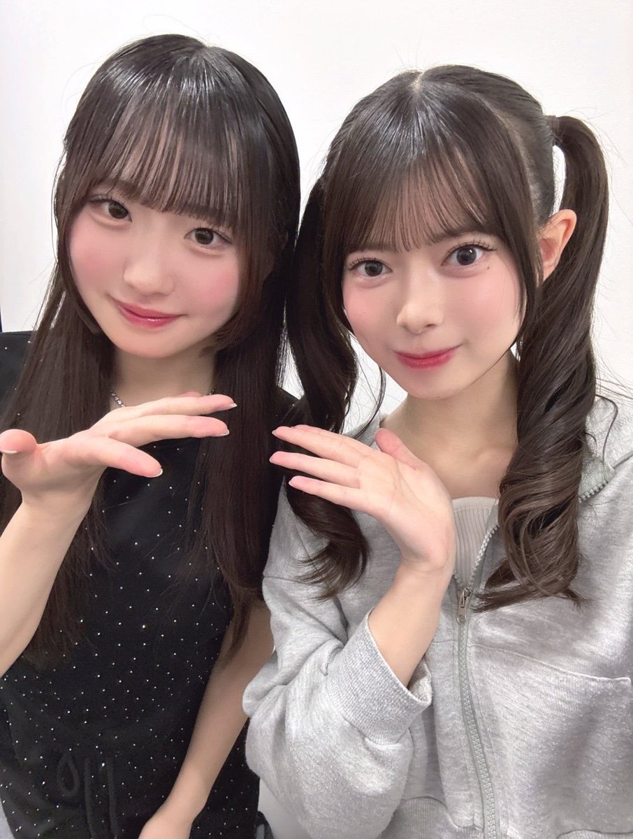 黄金の月 tweet media