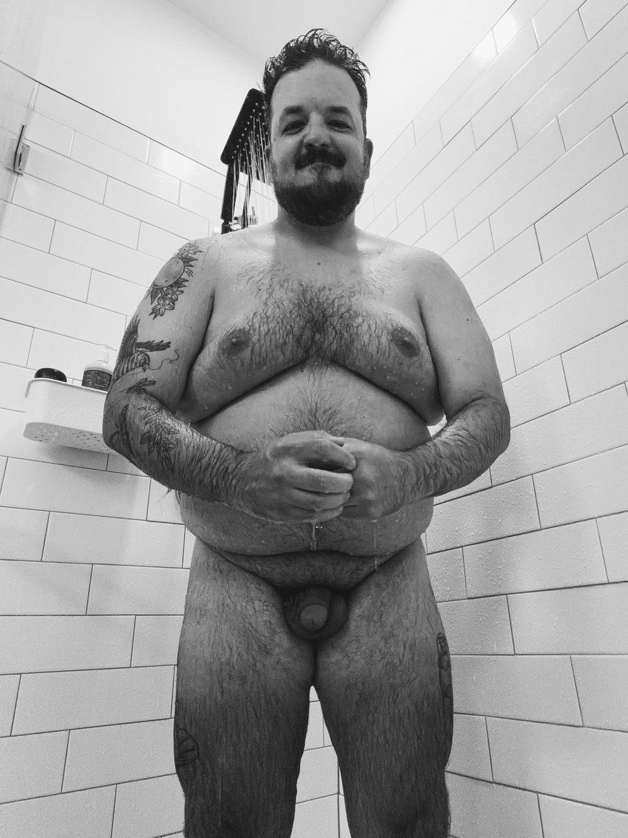 Titter King tweet media