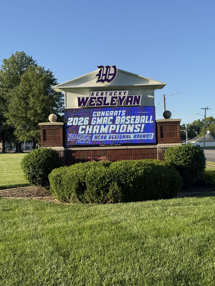 JasonVittone's tweet photo. Welcome home men.
@kwc_baseball https://t.co/gmMkjgp9tr