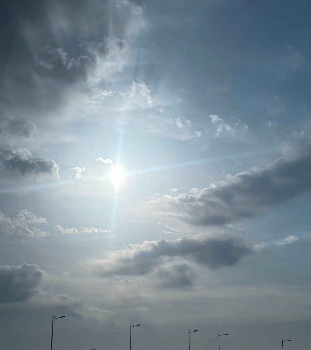 (5/10/26)
Hayoung 🐹 Fromm Update (1)
🐹 : This looks like a painting right!!!
🐹 : This too is pretty!!
🐹 : Today's sky is pretty 
🐹 : This morning, I ate salt bread and sandwich
🐹 : And had matcha latte after a long time!!
#송하영 #프로미스나인