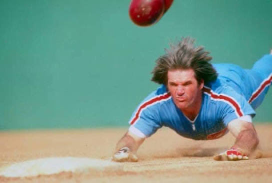 nut_history's tweet photo. A player could get a hit in ever game for twenty six straight seasons and still not beat Pete Rose record of 4,256 hits https://t.co/KgNg24sS3U