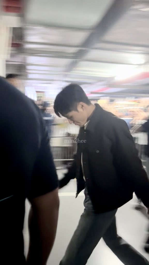 min_to_hee tweet media