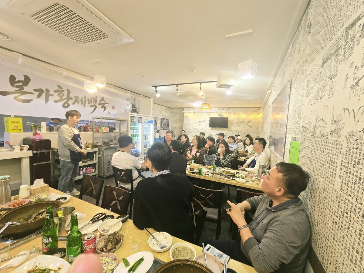 jintaek JUN tweet media