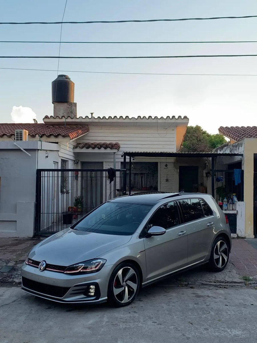 fierros_al_piso's tweet photo. GTI https://t.co/rGvkSpW2Y3