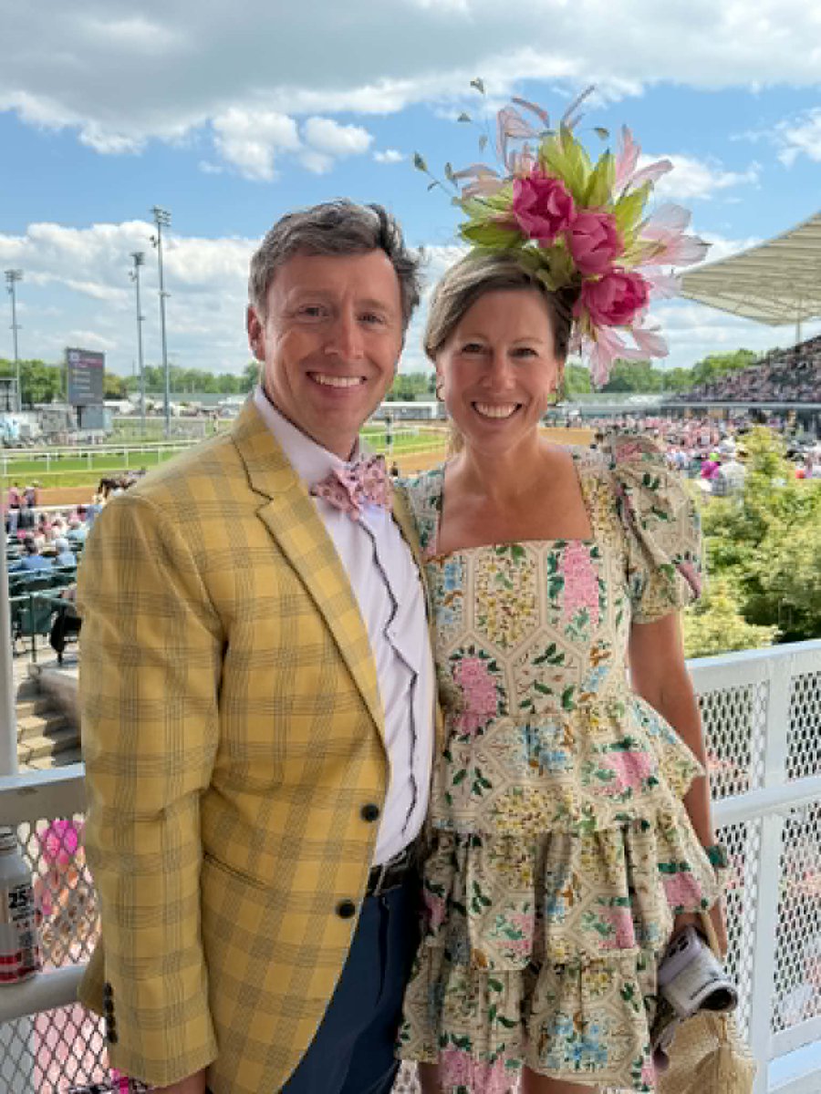 universaltailor's tweet photo. Tailored for the track, finished for the spotlight.
A bold yellow plaid blazer made for the Kentucky Derby 📷📷
#KentuckyDerby #PlaidBlazer #DandyStyle #Tailoring #RaceDayFashion https://t.co/k8w69e0Oi4