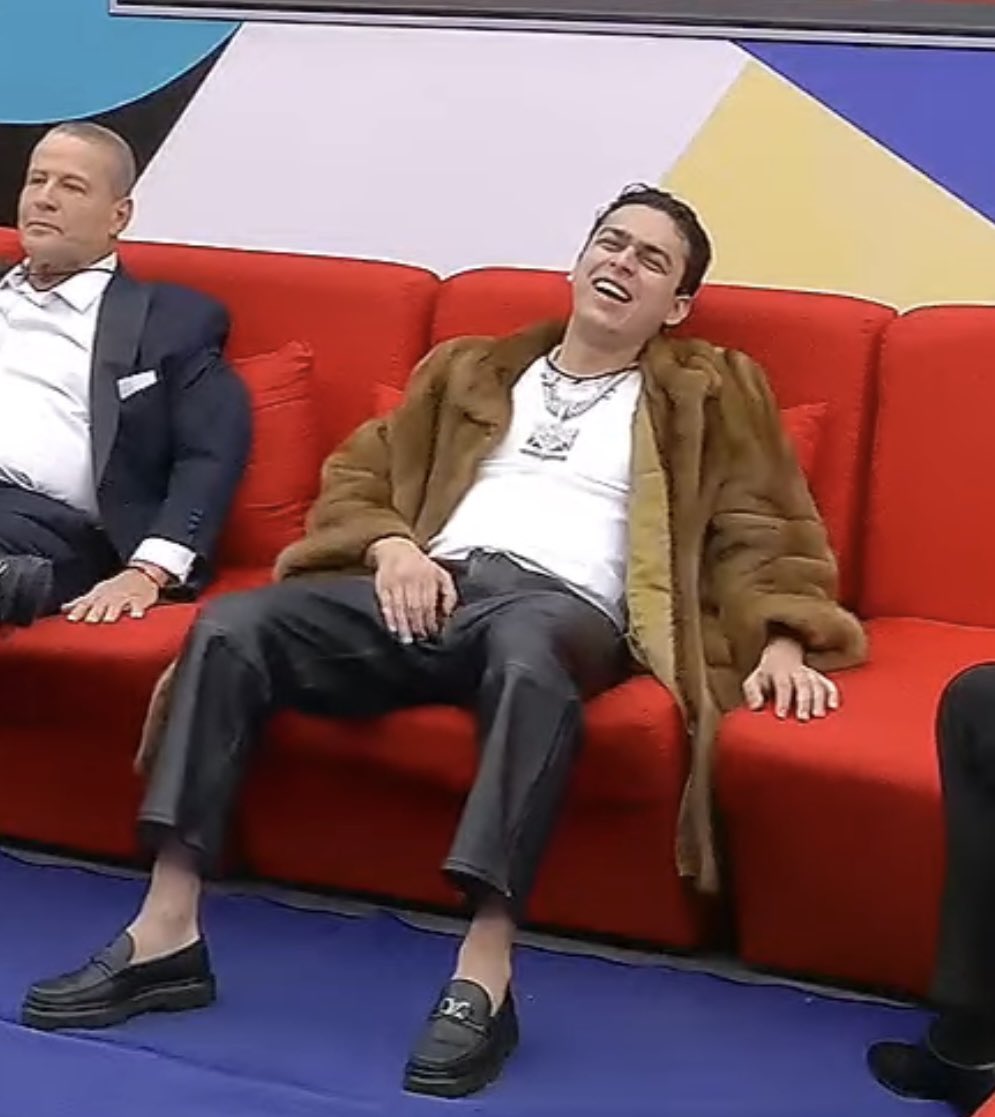 Qué  hace don camerino en la mansión? 
JAJAJJAJAJA

 #LaMansionVip