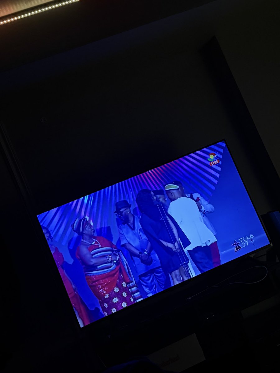NoirLens_'s tweet photo. GMA….GGMA😂😂😂🙌#tgma https://t.co/LpK1KwcgFP