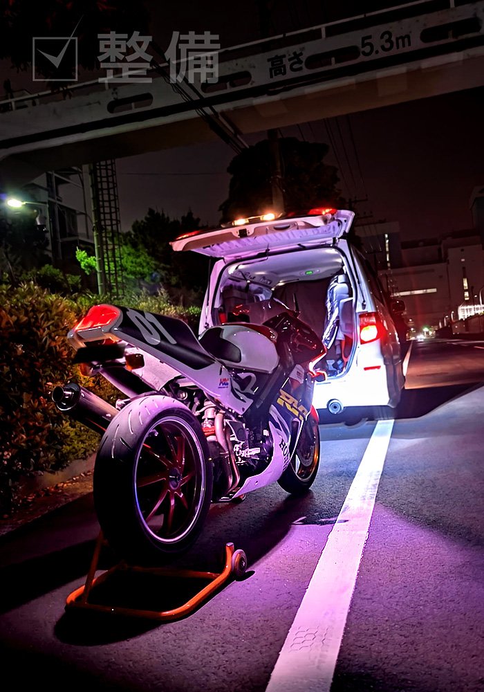 radnight01's tweet photo. うぇーい生存確認
ツイッタみれてないけど
壁は火入れに毎週土日ランダムで行ってマス
１年半ぶりに４輪も直って
また山も行っちょります
FRPは作るものだらけで
週末削りで全部もってかれてるw https://t.co/jj93tKhzou