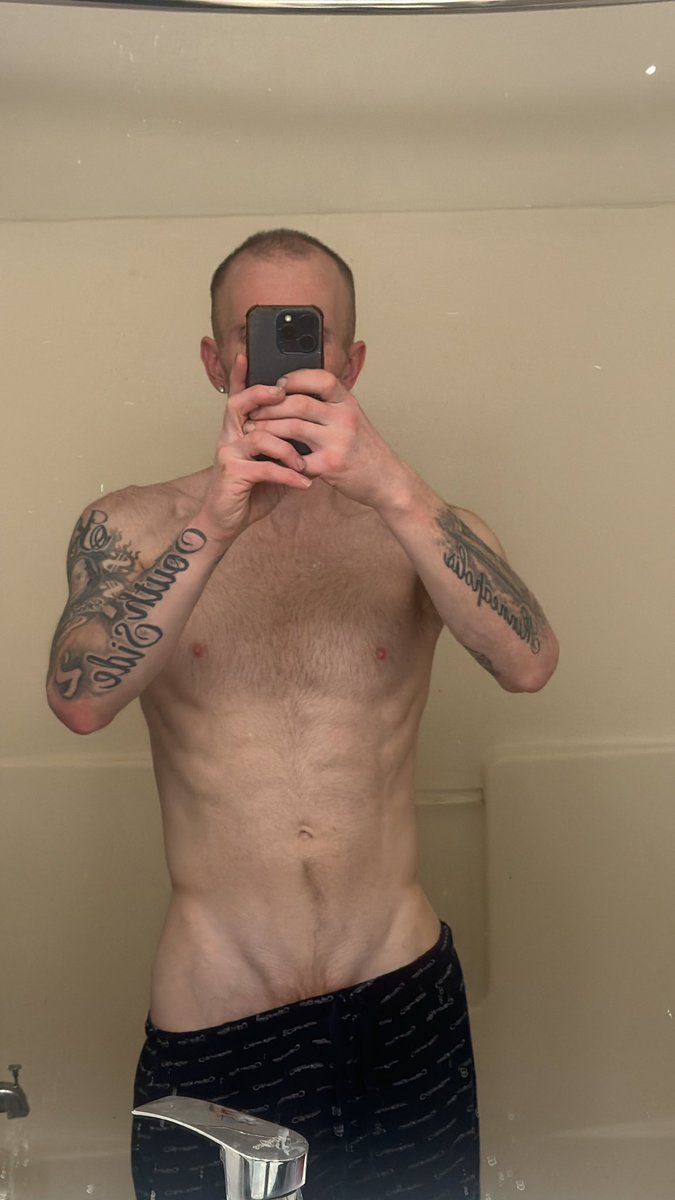 Linger47's tweet photo. HMU ladies, it’ll be worth it😏😈 https://t.co/d7w4d4d7XJ