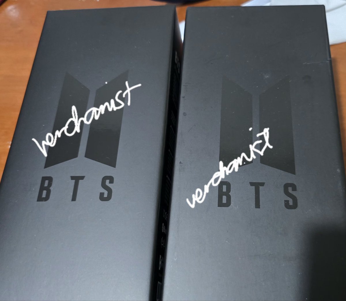 verchanist's tweet photo. helping a friend
wts bts lightstick onhand army bomb  v4 ph

• Sealed Army bomb version 4, onhand and ready to ship
₱4000 each
DOP:  PAYO
MOD: SDD / lbc only

📍mandaluyong 

Reply / DM to claim

#wts #bts #armybomb #lightstick https://t.co/qo4dp0j2sA