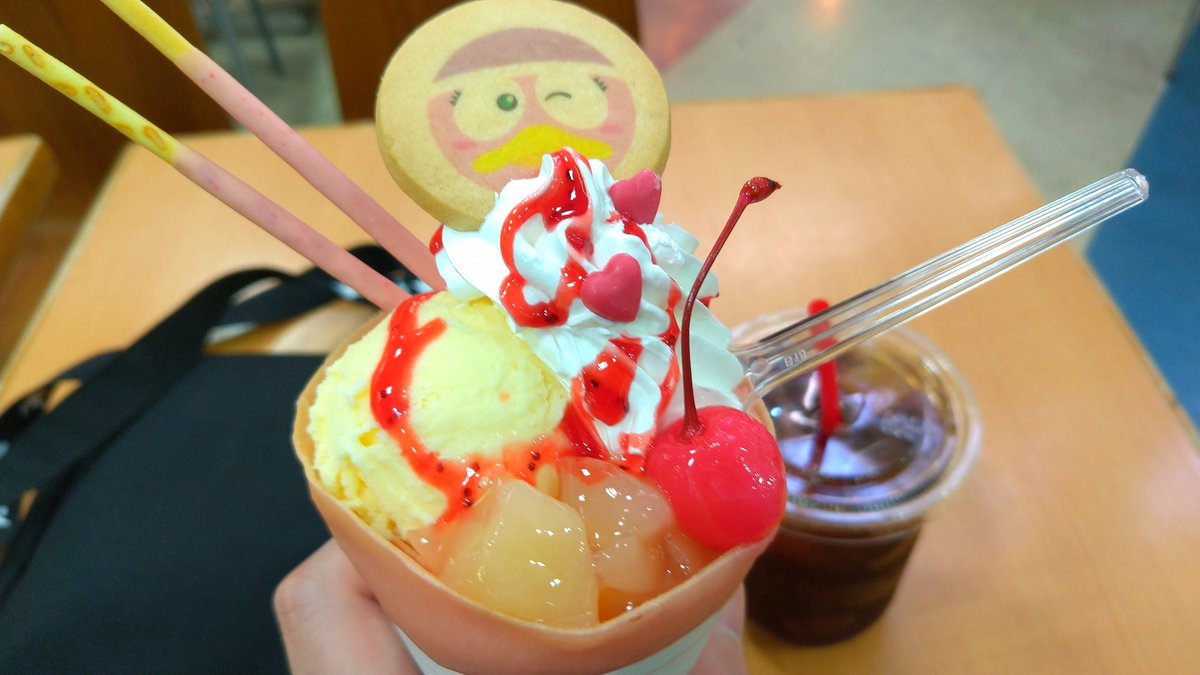 限定ドンコクレープ(ドン・キホーテ店内)